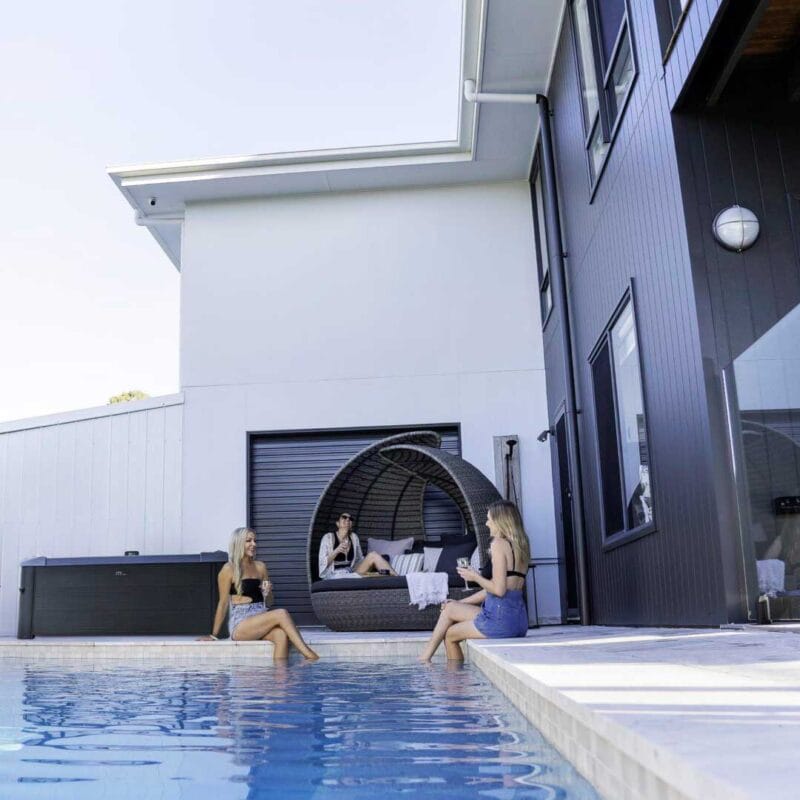 MSpa FRAME OSLO SAPPHIRE masažni bazen 160×160 – 6 osoba